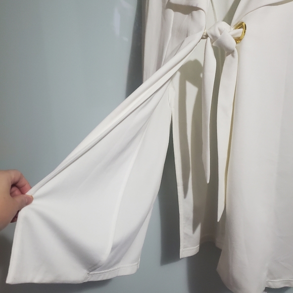 Chico's Tracelers BNWT Sz 1 (US M) Tie Front Jacket - Picture 3 of 13